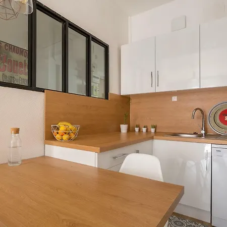 Nice Modern 2-piece Villeurbanne
